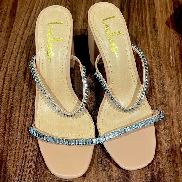 Brand New Nude Lulus “Avariaa” Sandals - size 8 - Picture 1 of 3